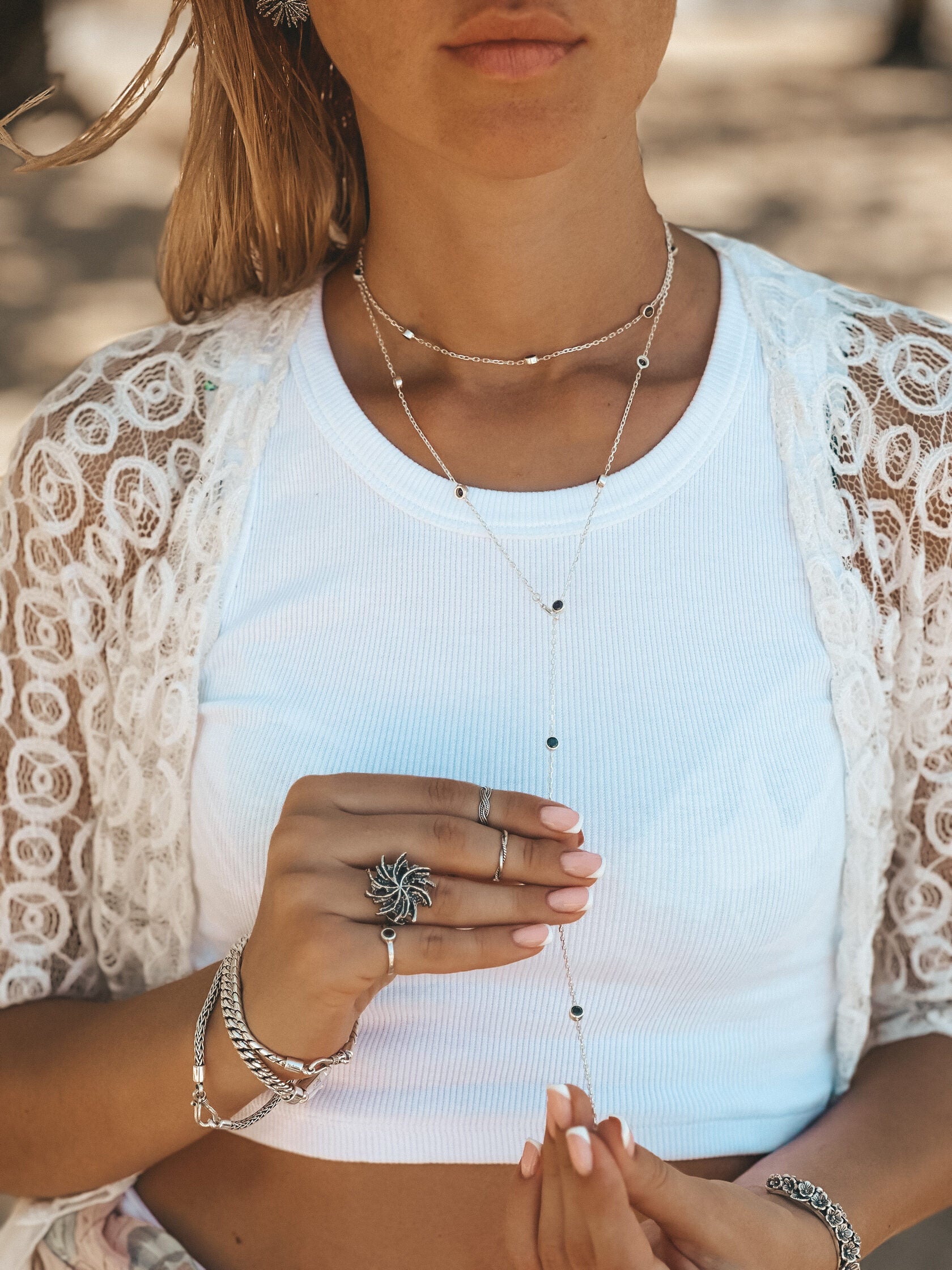 19 Stones Circle Necklace